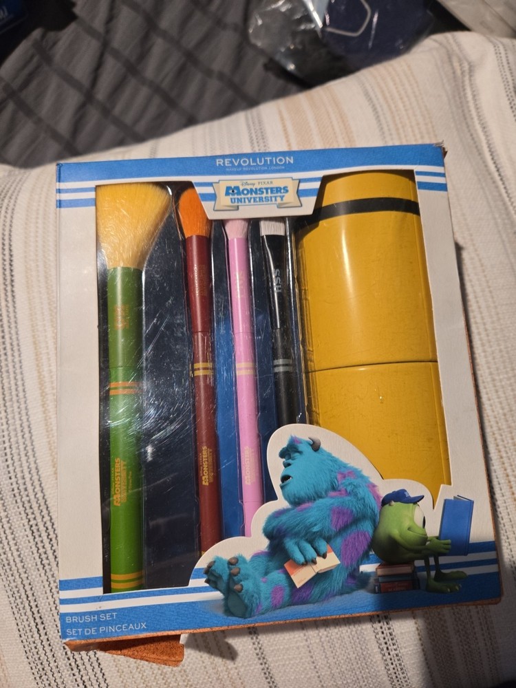 Monsters University Revolution Makeup Brush Set Open Box Unused