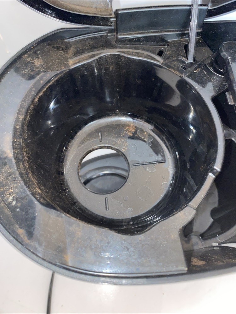 Mr. Coffee 12-Cup Programmable Coffee Maker Black BVMC-MMX23-RF Used Once!