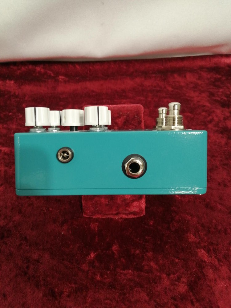 CRAZY TUBE CIRCUITS CYCLONE Model