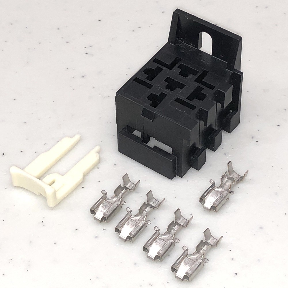 Aptiv / Delphi 5 pin relay socket w/ Lock and Terminals (3 Sets)