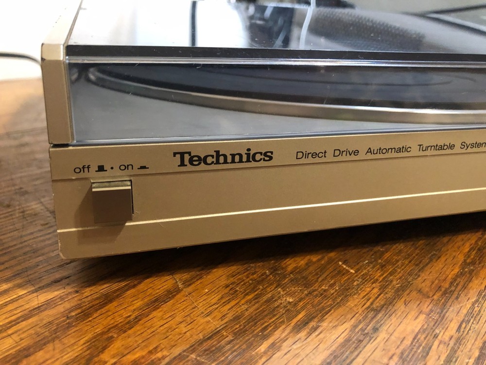 Working Technics SL-5 Direct Drive Linear Tracking Turntable w/ cables