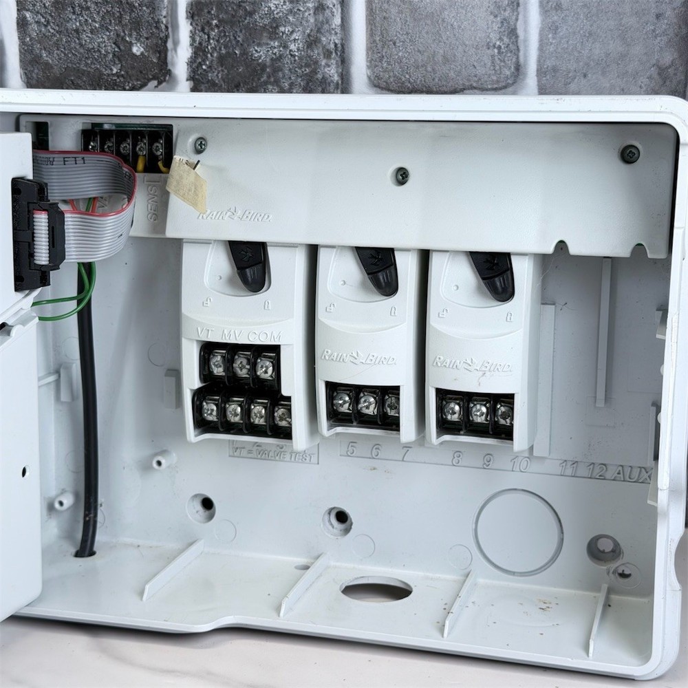 Rain Bird ESP Modular ESP-M Lawn Irrigation Sprinkler Controller W/ 3 Modules