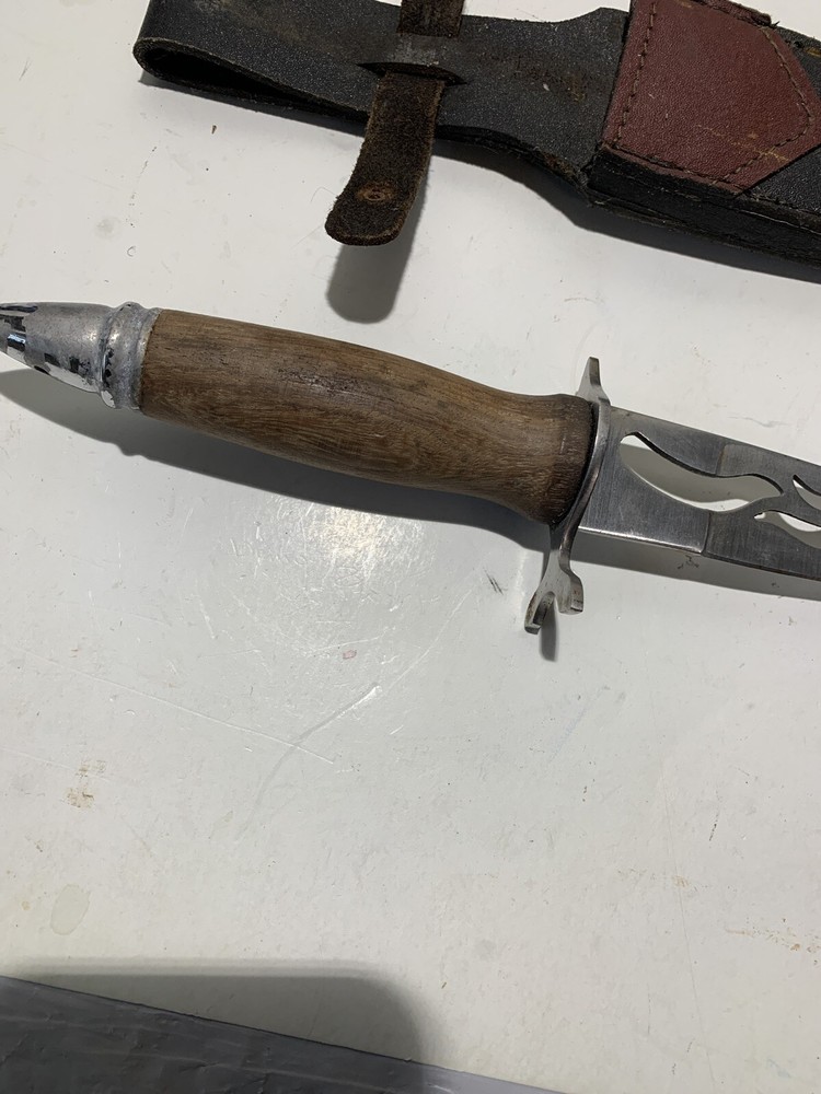 16 Inch Knife KNIFE With Case.