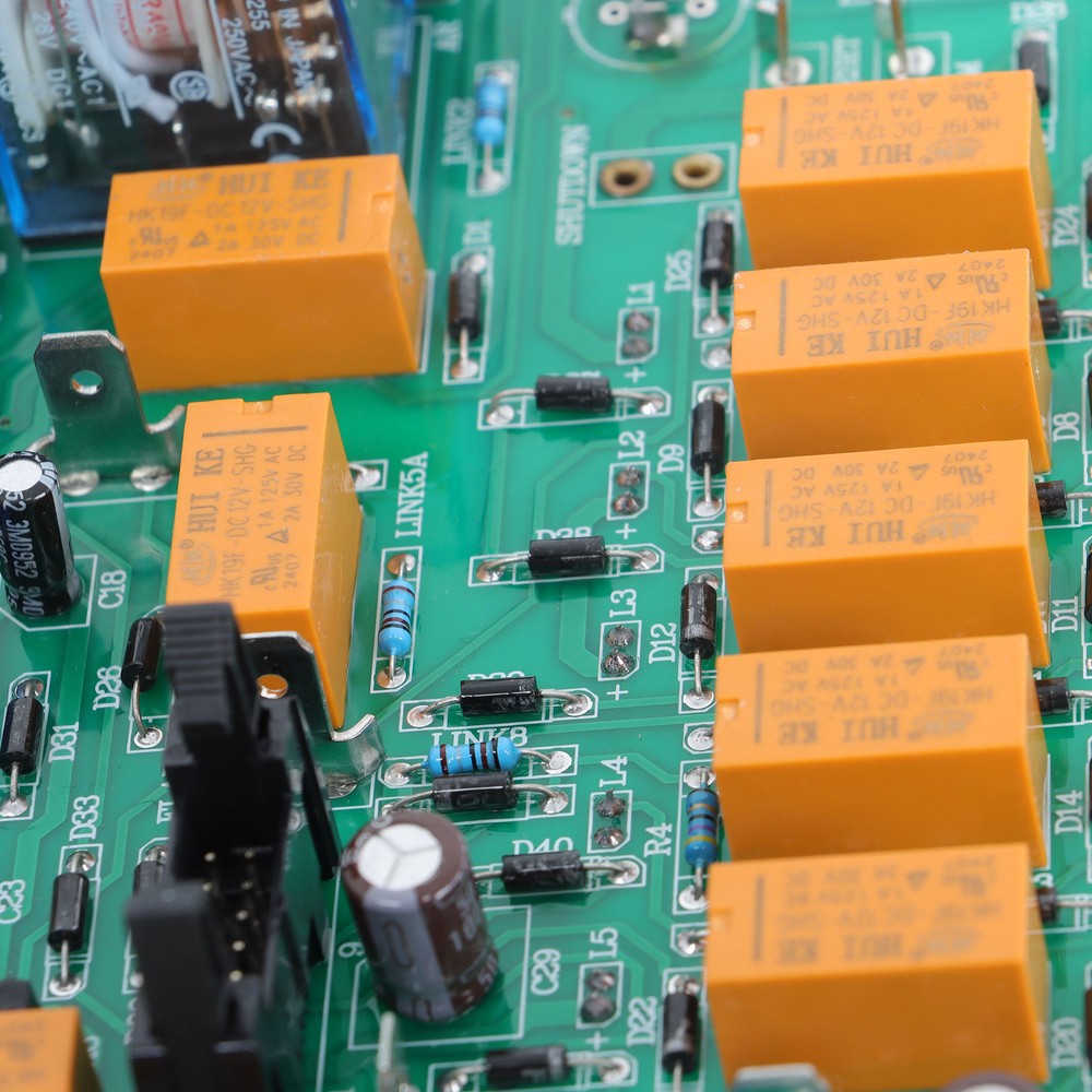 650-091 AVR 12V Printed Circuit Board Automatic Voltage Regulator