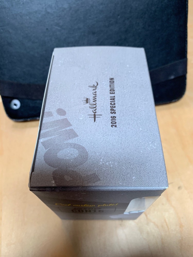 Hallmark DC Comics 2016 SDCC EXCLUSIVE Squeelys Grey Batman 1966 Batmobile Car