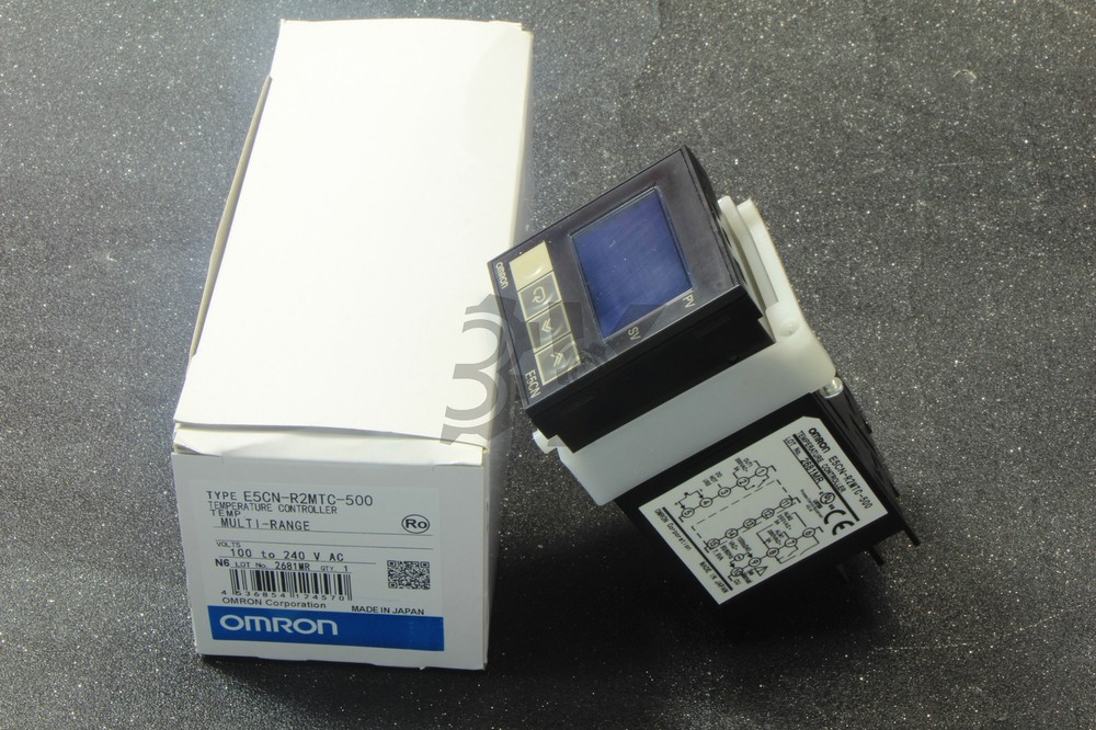 1PC New Omron Temperature Controller E5CN-R2MTC-500 100-240VAC