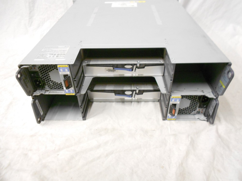 NetApp DS4246 DS4243 Disk Array Shelf JBOD 24 x 3.5'' Bay SAS Expansion Array