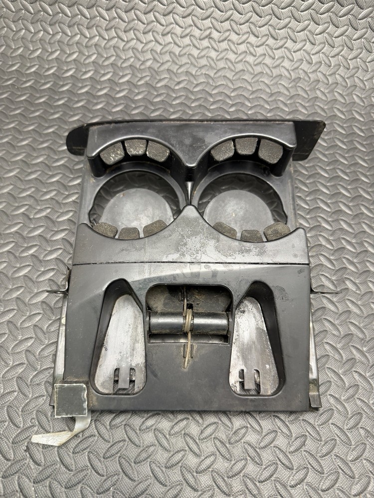 1994-1997 Dodge Ram Pull Out Cup Holder Cupholder Center Dash Black