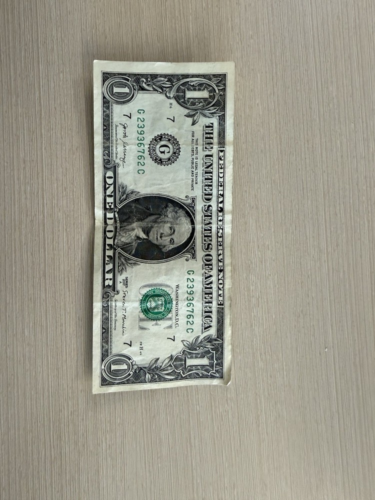 2017 A $1 Dollar Bill Misaligned Off Center Cut Error