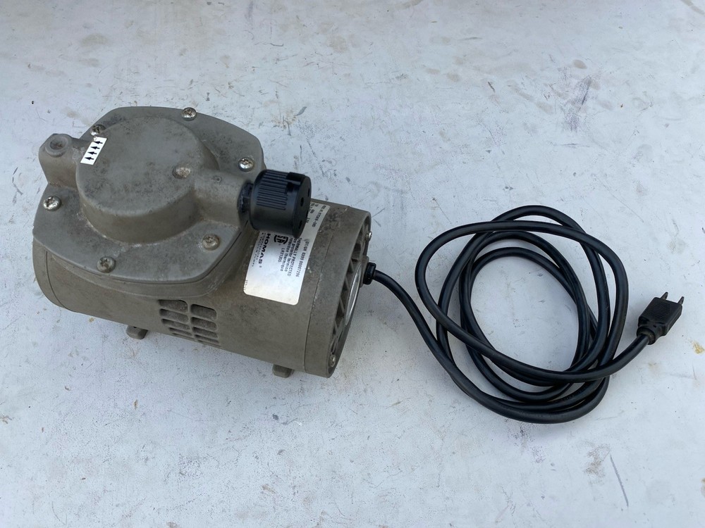 Thomas 917CA18-59D Compressor / Vacuum Pump 115V 60Hz 3.0A