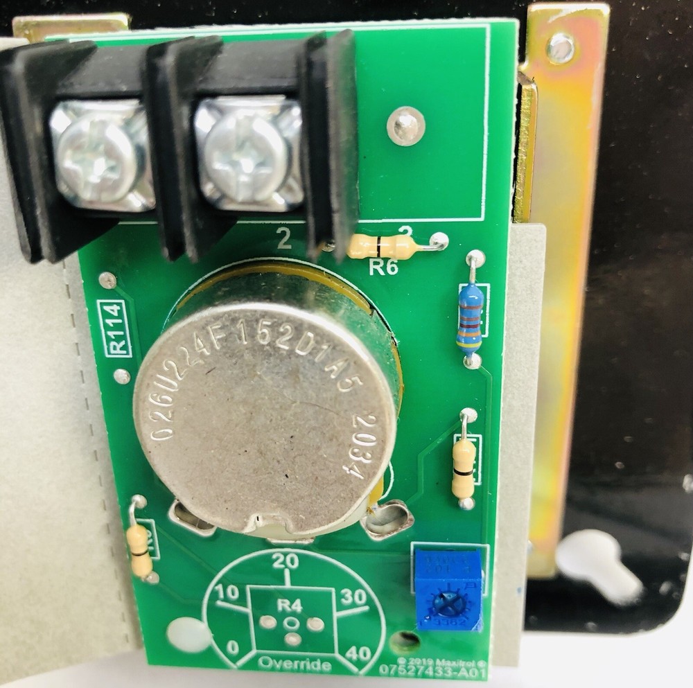 MAXITROL TD121 REMOTE TEMPERTURE SELECTOR