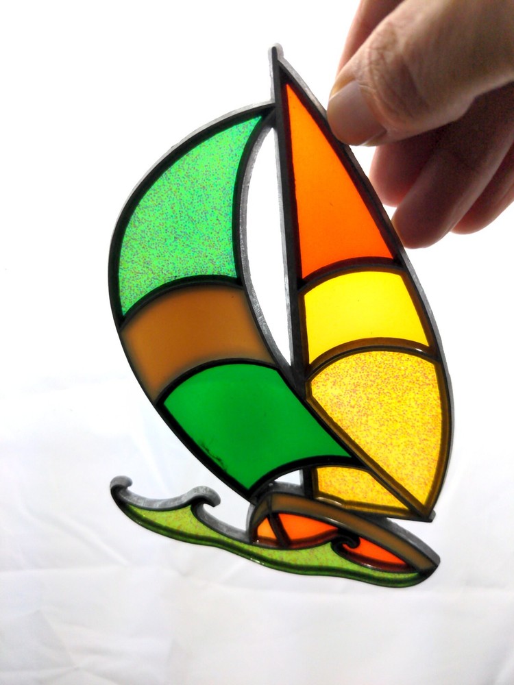 Suncatcher Sailboat Sparkle 5" × 3.5"