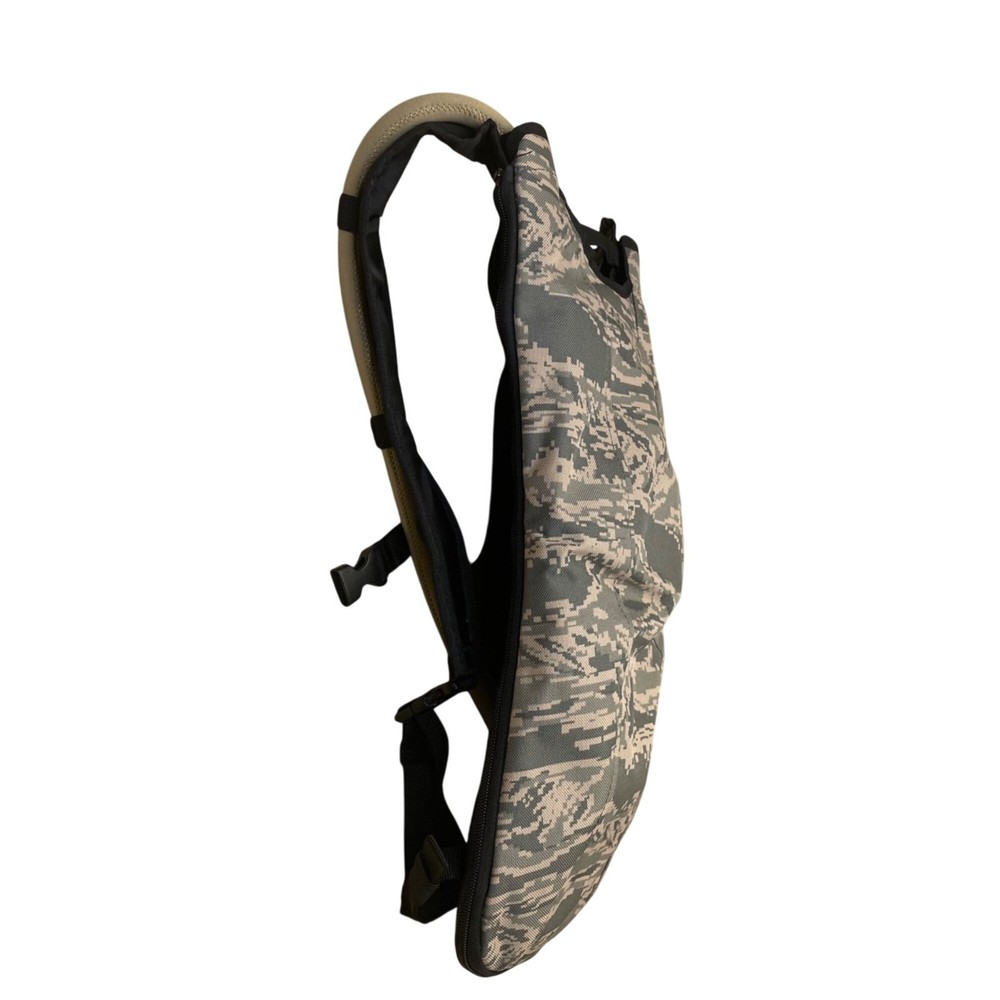 Code Alpha 3L ABU Chameleon Nylon Adjustable Strap Hydrapak Hydration Backpack