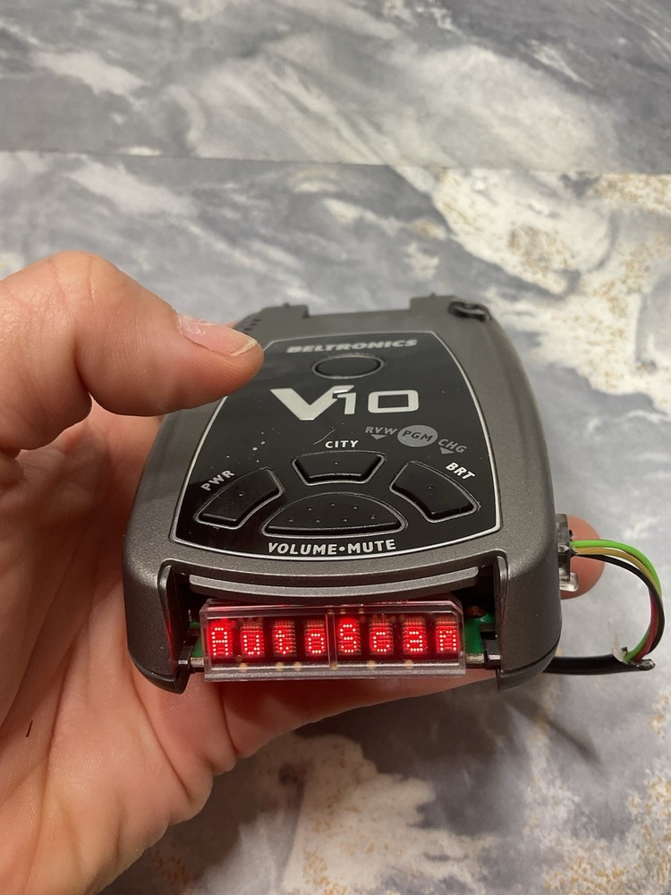 Beltronics V10 Professional Radar Detector W Cord READ