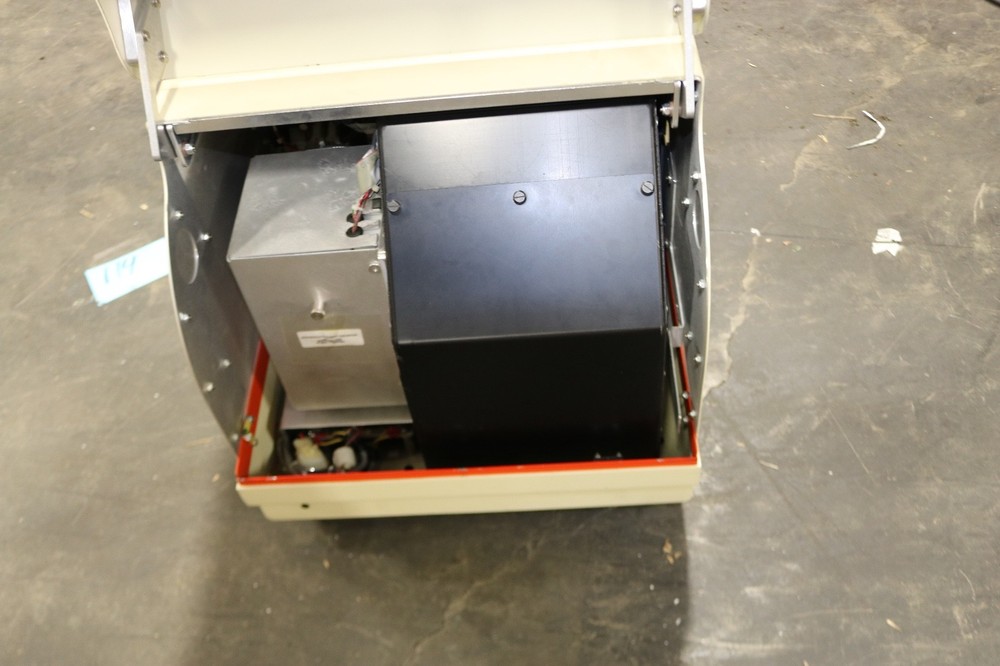 Micromeritics Saturn DigiSizer 5200 PARTICLE SIZE ANALYZER