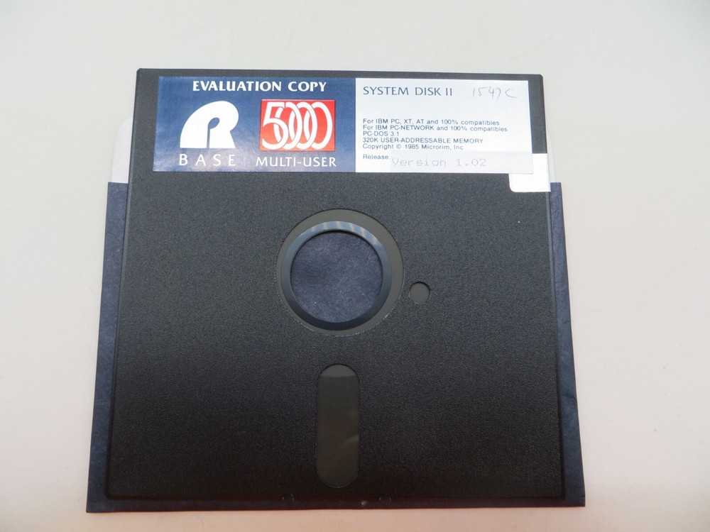 R BASE 5000 MULTI-USER VERSION 1.02 5.25" Floppy Disks Evaluation Copy 1985