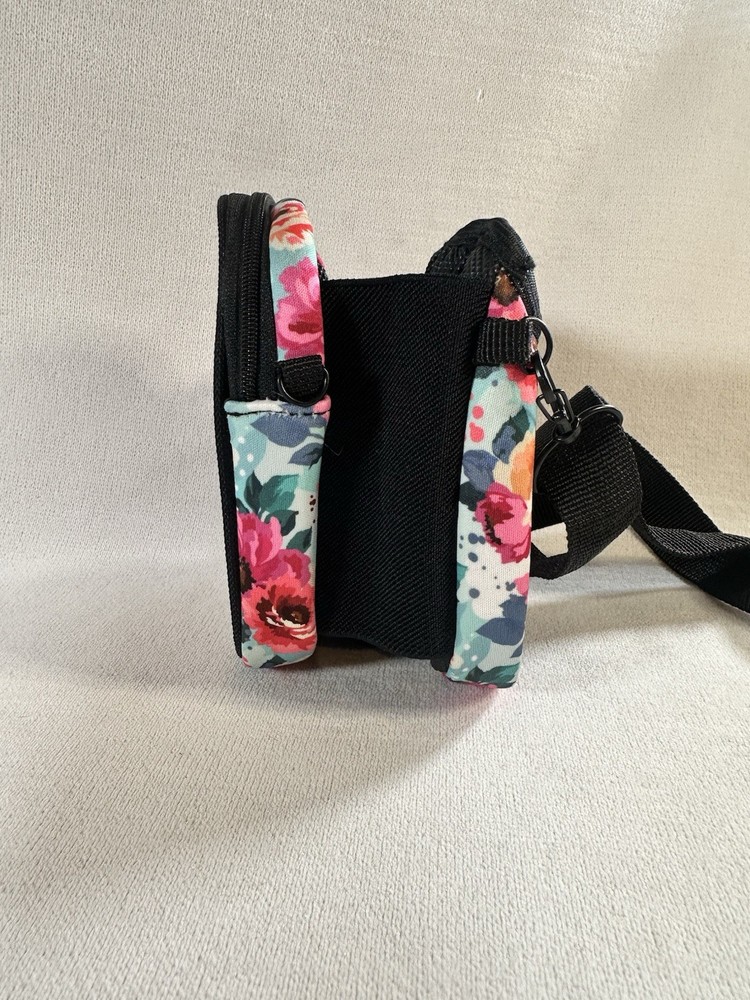 Floral Hydropouch