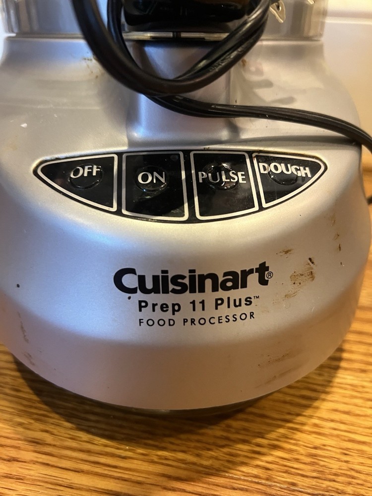 Cuisinart Custom Prep 11 Plus Food Processor DLC-2011 Tested Works Silver