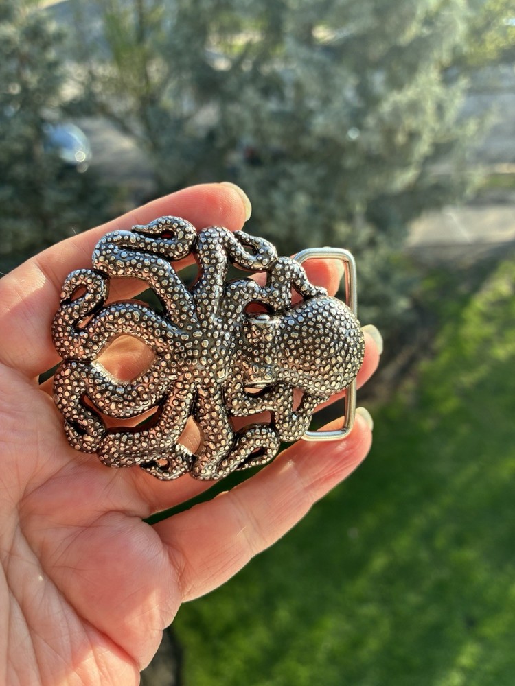 Octopus Belt Buckle – Antique Silver Statement Piece