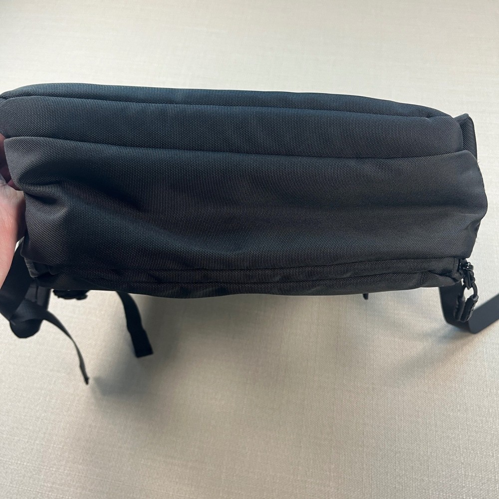 The Ridge Weatherproof Commuter Backpack Black Laptop Bag USB RFID Blocking
