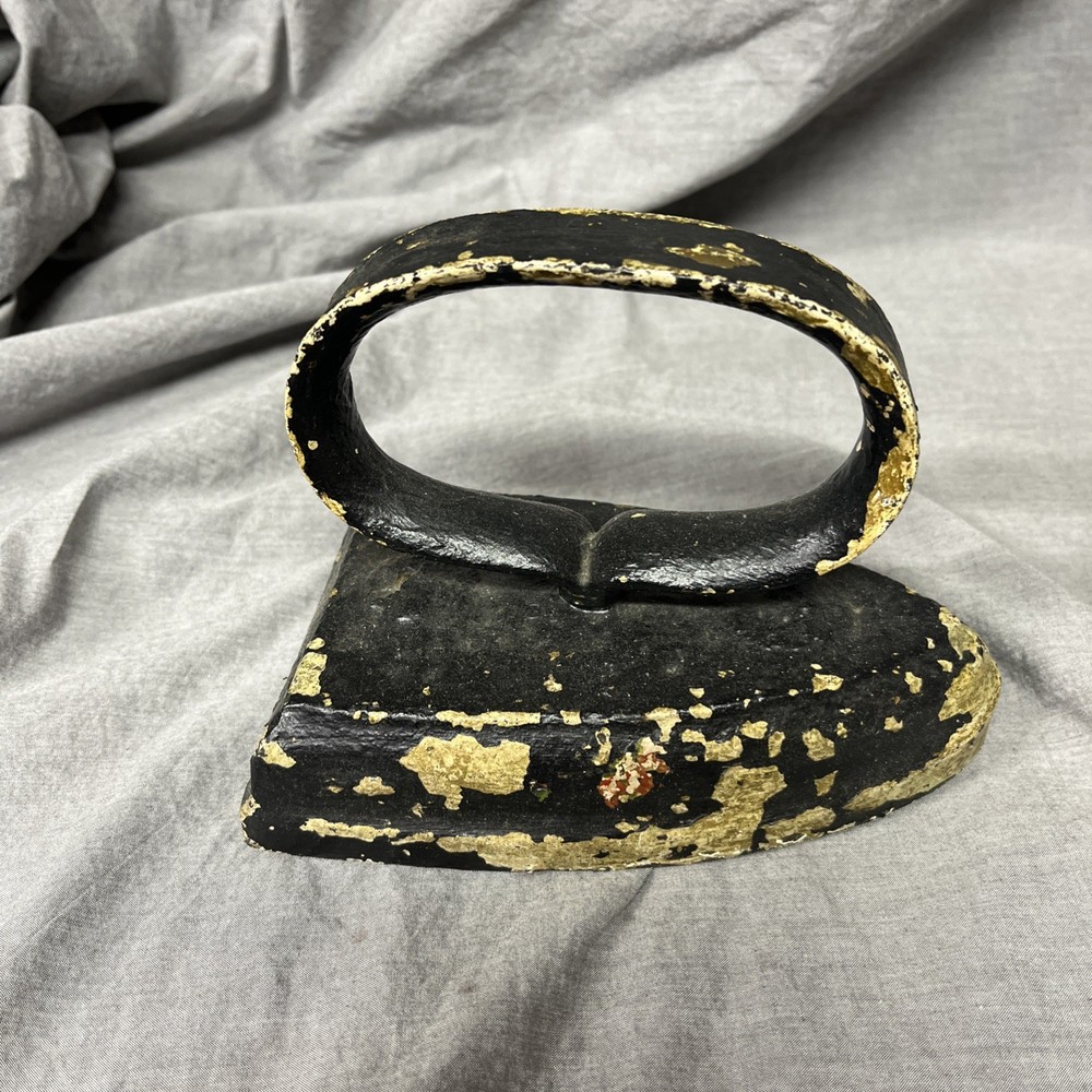 ANTIQUE SAD IRON Over 7 Lbs Unbranded Clothes Iron