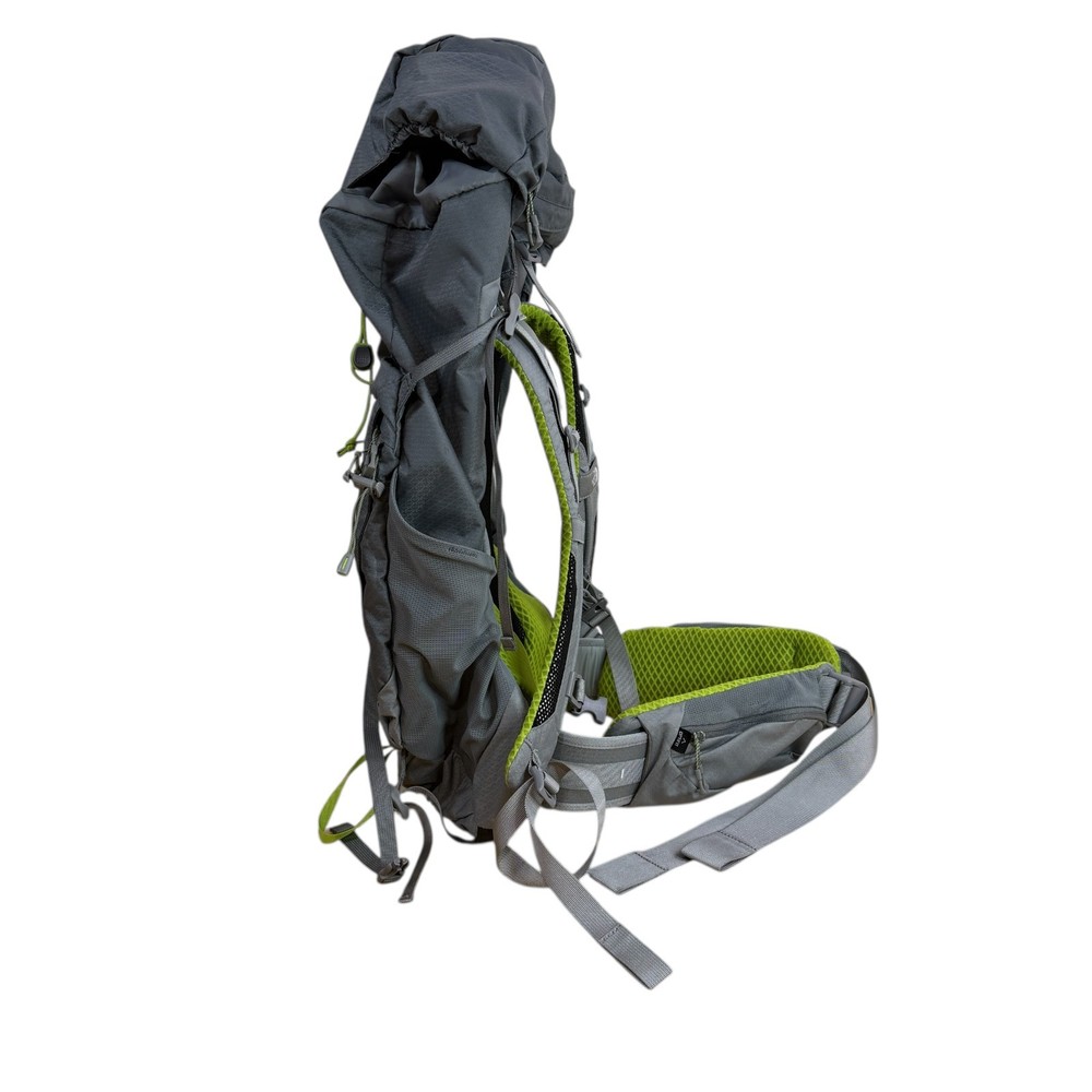 The North Face Banchee 35 Hiking Backpack – Green/Gray