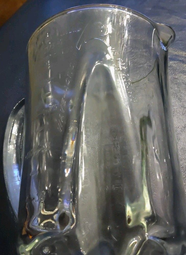 Hamilton Beach Wave Action Glass Pitcher with Plastic Lid 48 oz 6 cup