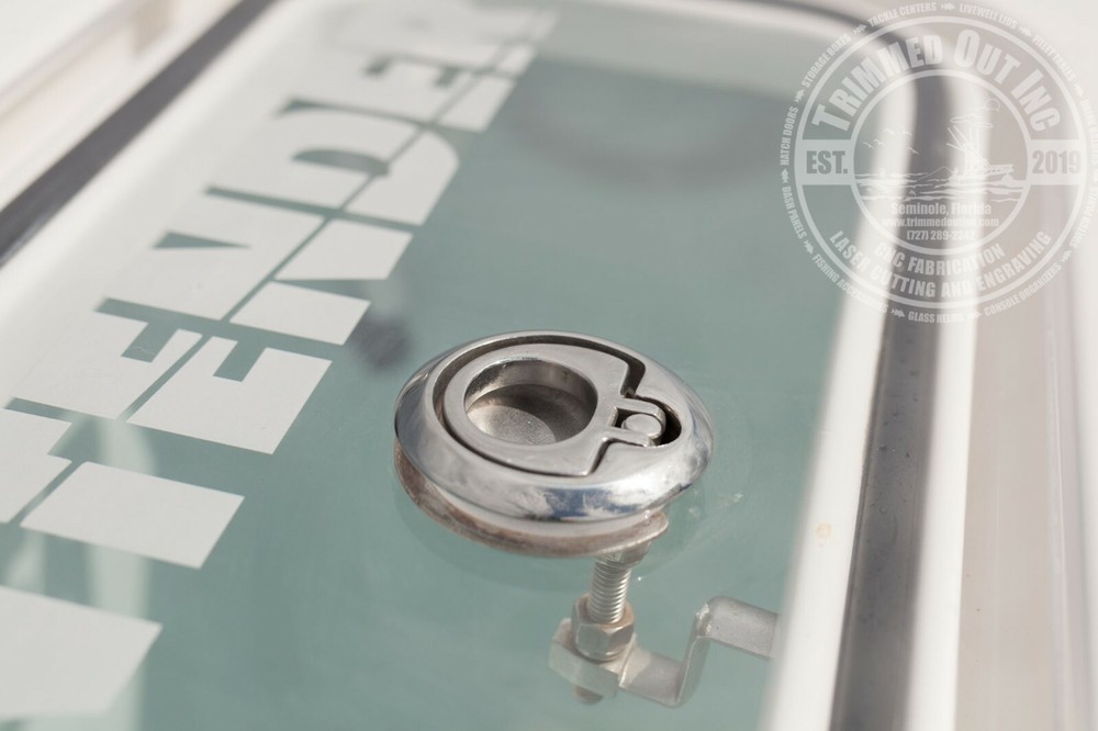 Contender 27T Livewell Lid