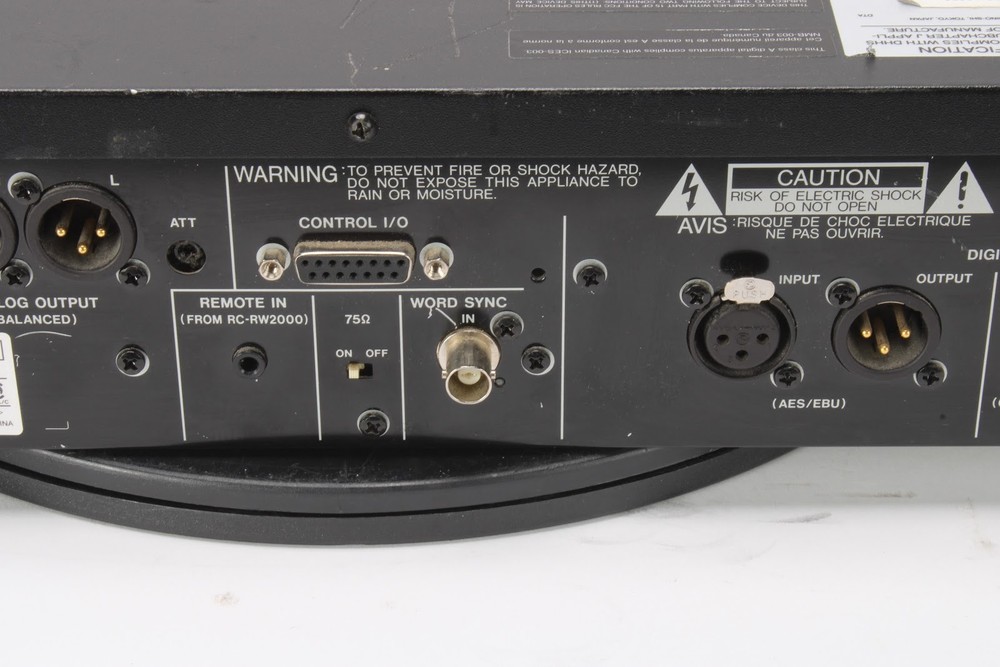 Tascam CD-RW2000 Professional CD Rewritable Recorder - AS IS
