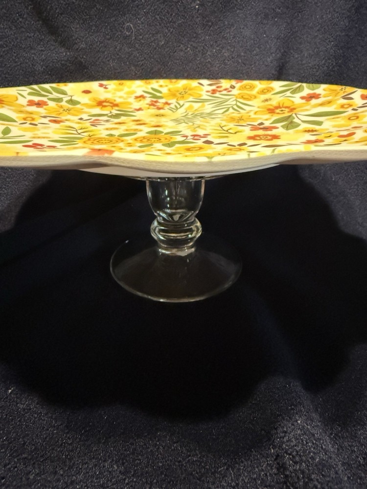 2 tiered cupcake stands or just for decorations.
