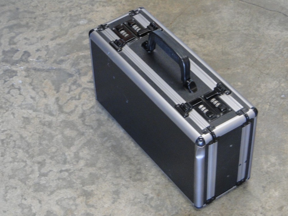 DUEL SIDED COMBINATION HANDGUN CASE