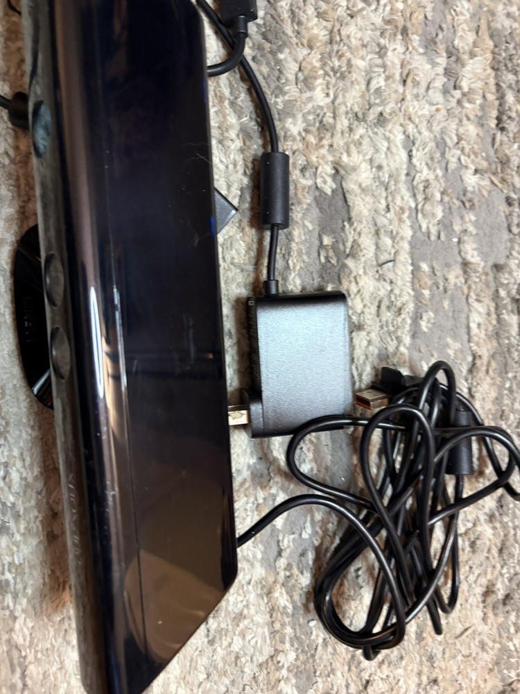 Genuine Microsoft XBOX 360 Kinect Sensor Bar Model 1473 Black TESTED WORKS GREAT