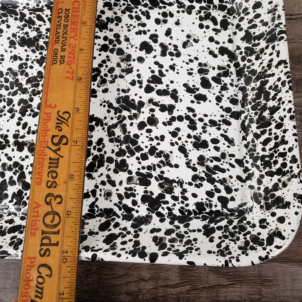 Crow Canyon Enamelware Medium Rectangular Tray Baking Pan Black & White Splatter