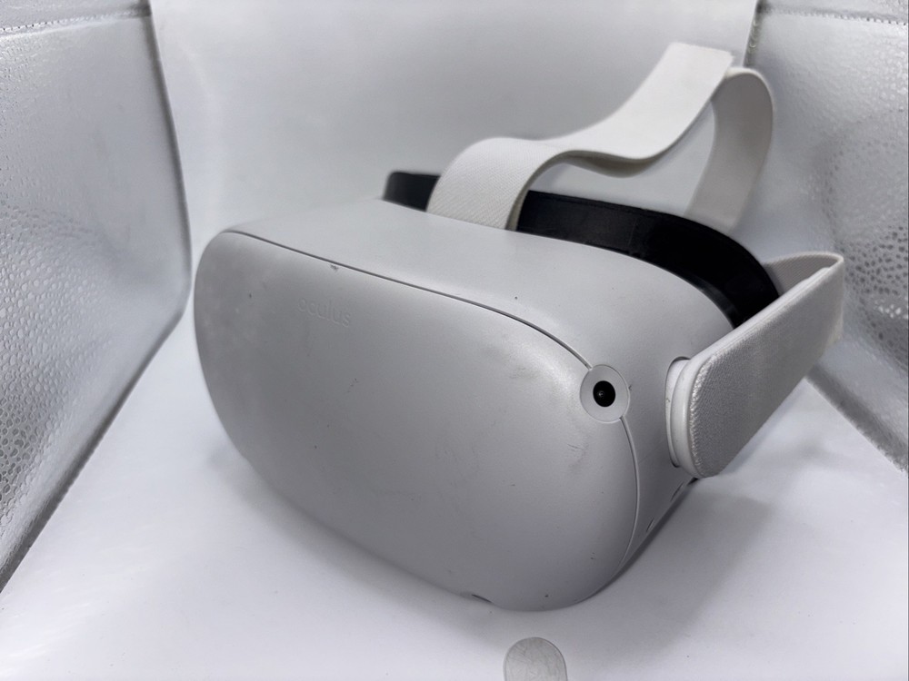 Meta Oculus Quest 2 VR Headset 128GB - HEADSET ONLY - Tested -