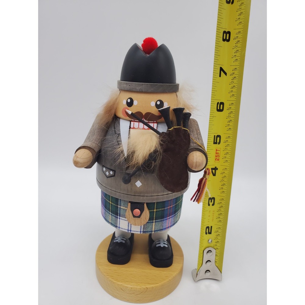 Steinbach Erzgebirgische Scottish Bagpipe Player Nutcracker