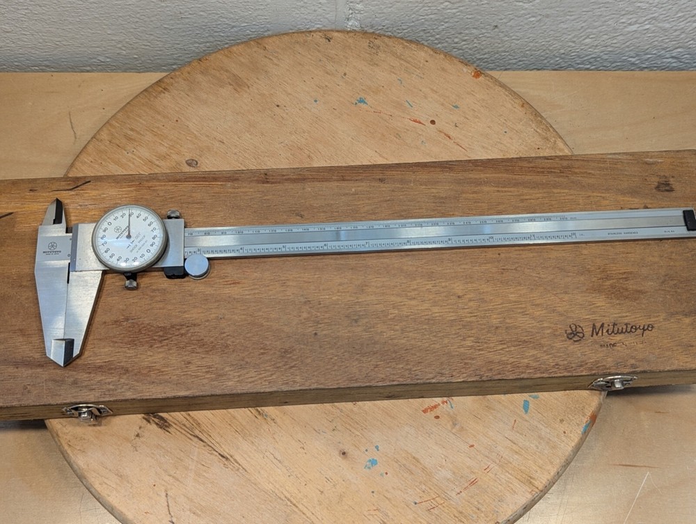 Mitutoyo 505-628-50 12" Dial Caliper Nice Condition With Original Box