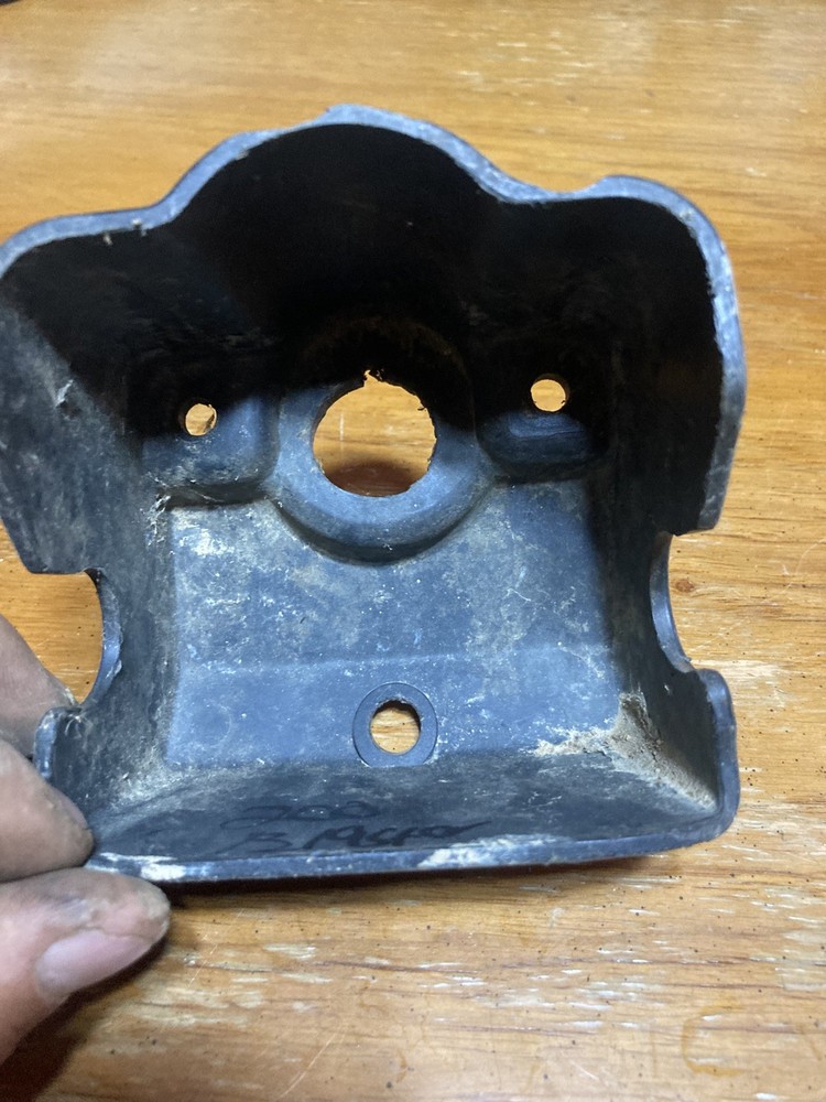 1994 YAMAHA BLASTER 200 HANDLE BAR PROTECTOR KEY SWITCH MOUNT