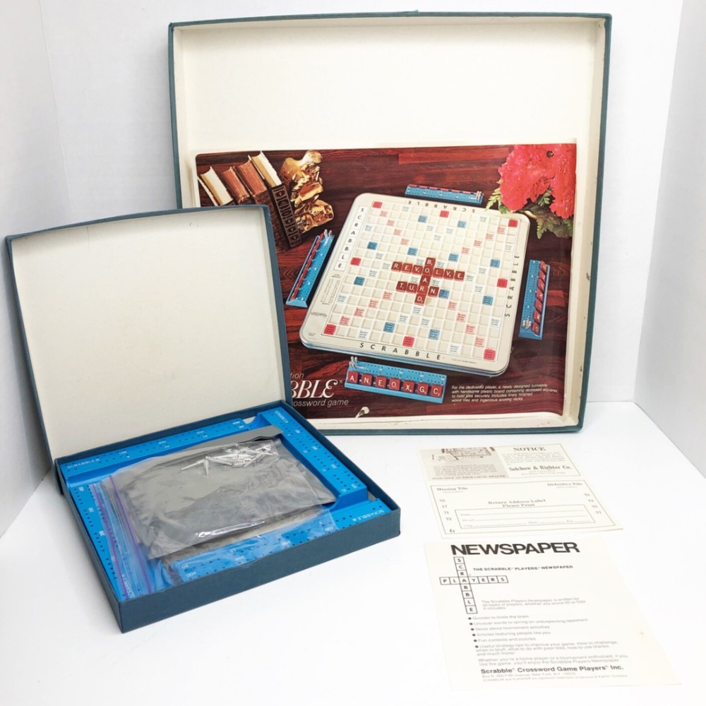 Vintage SCRABBLE Crossword Game Selchow & Righter Co. 1977 Complete EUC