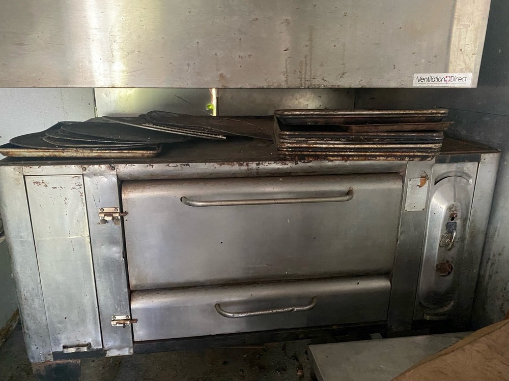Pizza Oven