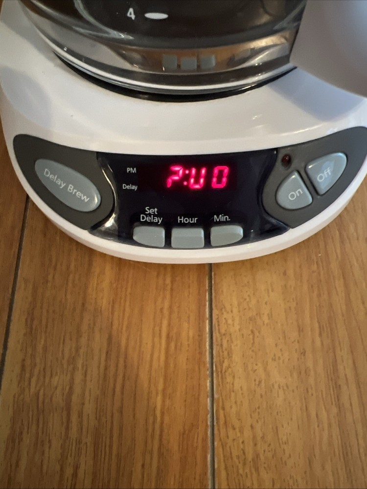 Mr. Coffee NCX20 12 Cup Programmable Coffee Maker White Rare Vintage