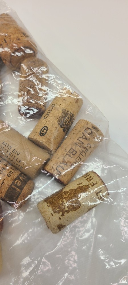 Assorted SYNTHETIC Used 25 Wine Corks Crafts Bazaar etc
