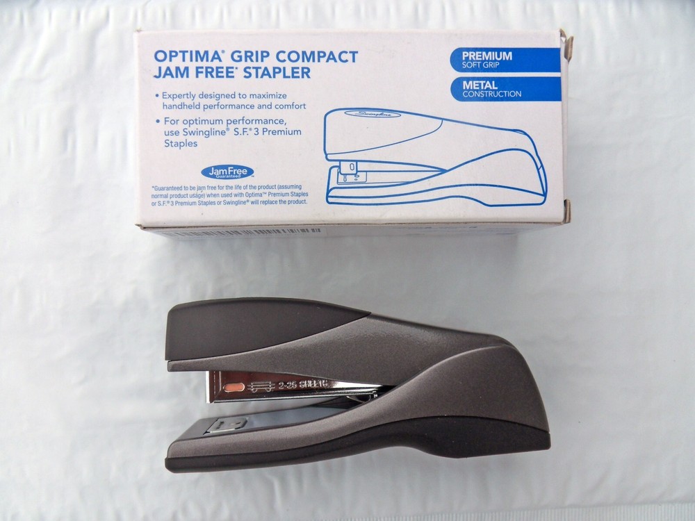 New Swingline 87815 Optima Grip Compact Stapler, 25 Sheet Capacity, Graphite
