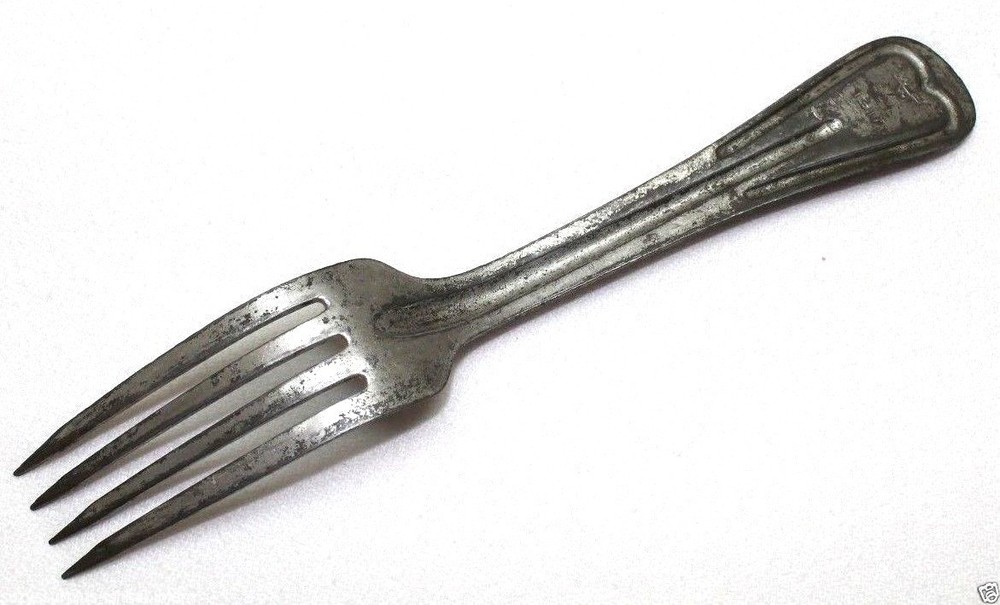 1918 WWI US Mess Kit Steel Fork w solid closed handle each E4500