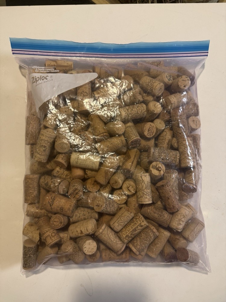 188 Used Wine Corks