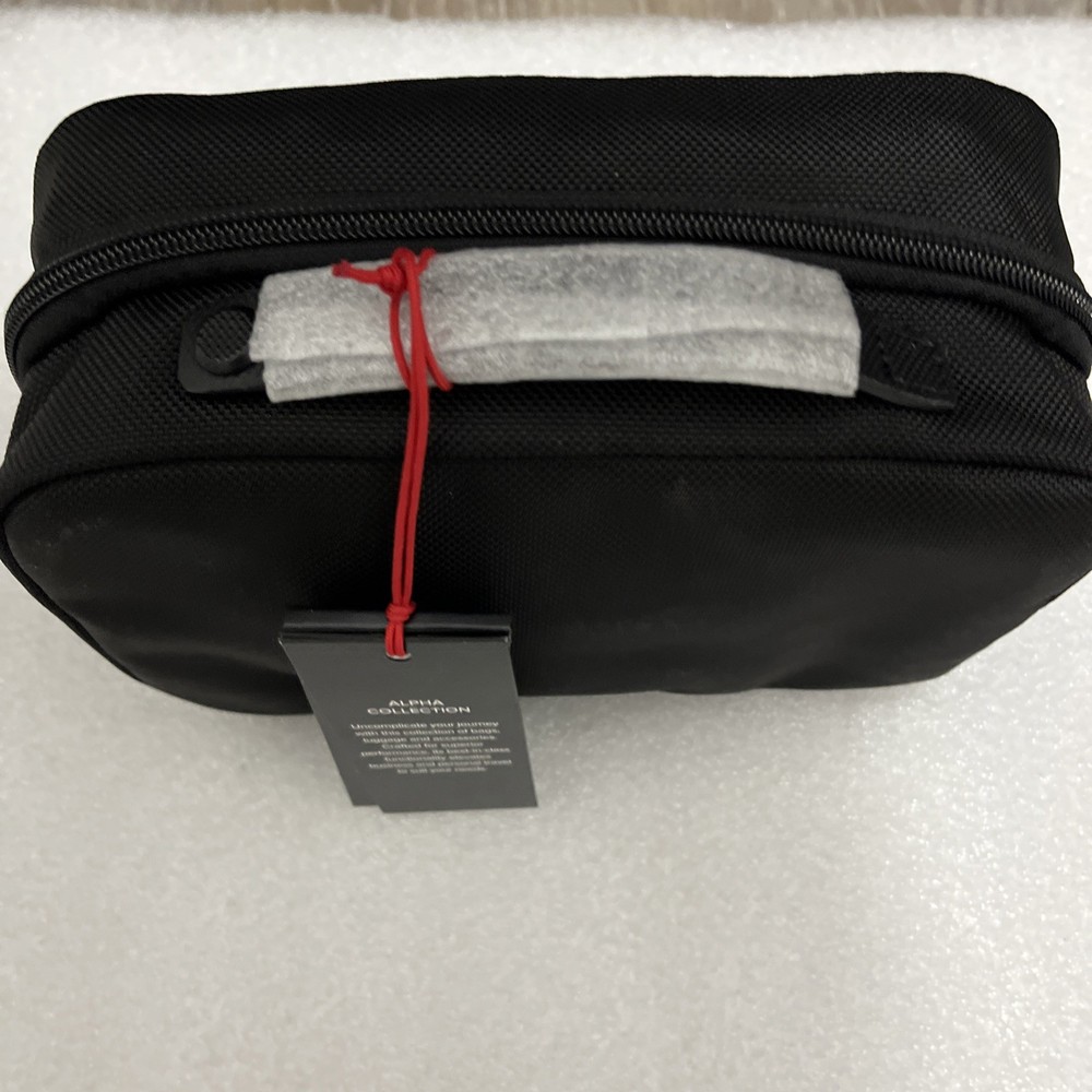 TUMI Alpha 3 Split Travel Kit New With Tags