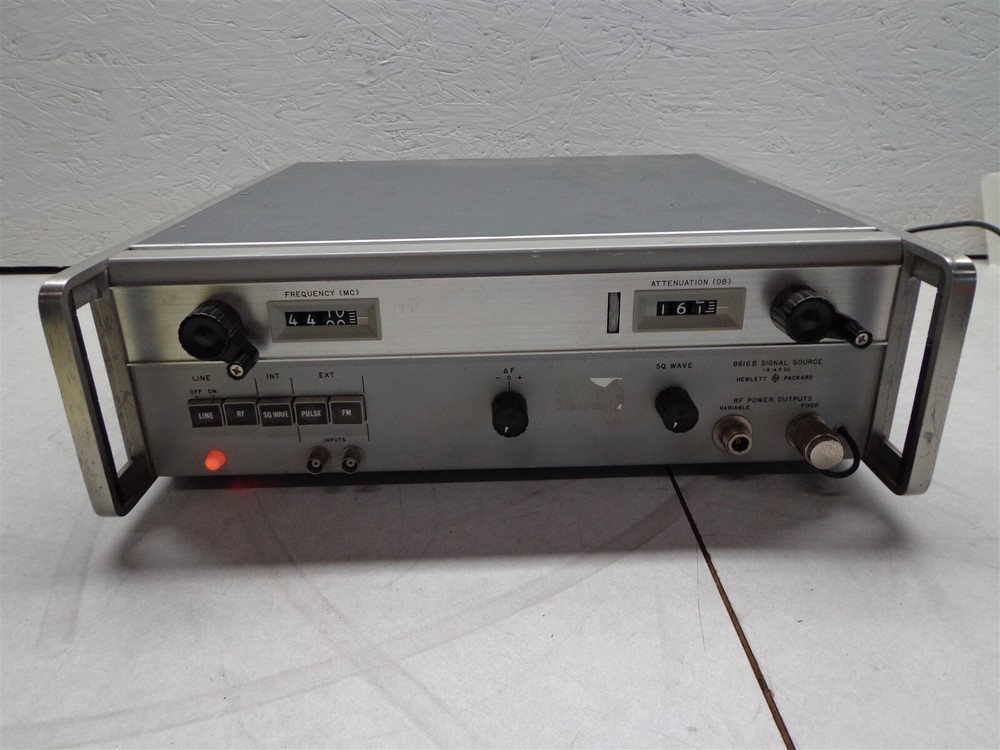 HP 8616B Signal Source