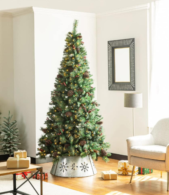 Glitzhome Diecut Metal Tree Collar with Light String Tree Stand Cover Snowflake