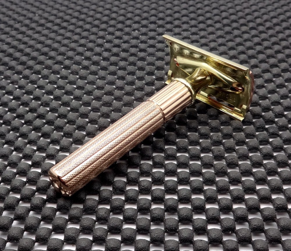 Vintage 1940's Gillette Fat Handle Tech DE Safety Razor Clean!