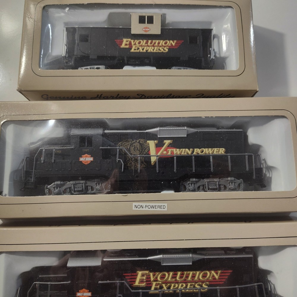 Harley Davidson 1997 Evolution Express HO Train Limited Edition 3 piece set
