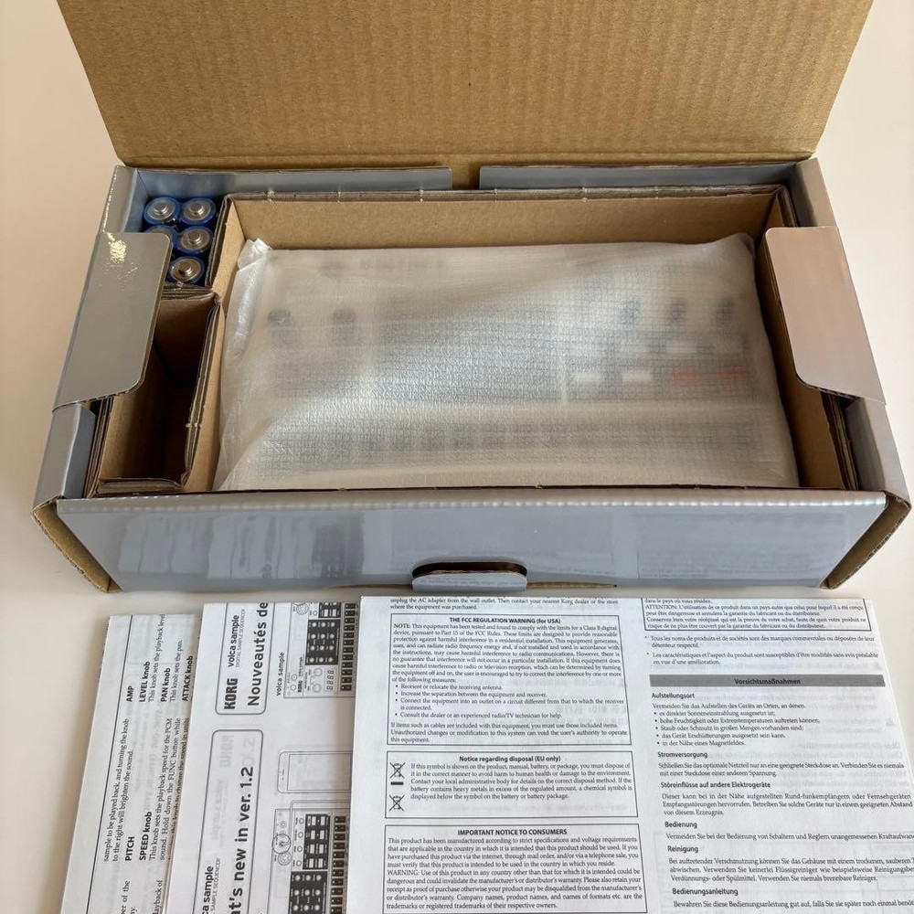 KORG volca sample Compact Digital Sample Sequencer Analogue Isolator With Box